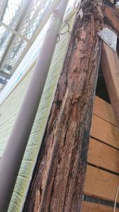 通し柱の腐食を発見！外壁塗装工事　日本ペイント／パ－フェクトトップ