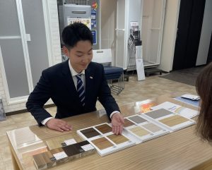 吹田本店の店内写真