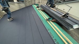 【摂津市】自分の家じゃないみたい！外壁塗装・屋根重ね葺き工事 (カバ－工法)/アイジ－工業