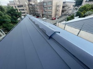 【茨木市】スーパーガルテクトで屋根カバー工法