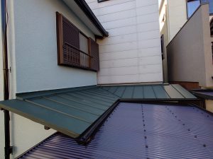 【吹田市】近隣さんから大注目！！ 屋根葺き替え・外壁塗装工事 アステック/シリコンREVO