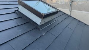 【池田市】太陽光パネルがあっても屋根カバー工法（ガルテクト）はOKです！