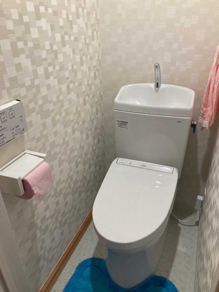 【茨木市】L型キッチンをI型にリフォーム＆３階にトイレ新設（キッチンLIXILノクト/トイレTOTOピュアレストQR/こどもエコすまい）
