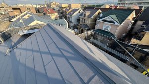 【茨木市】遮熱・断熱の効果に期待！屋根カバー工法/アイジー工業　スーパーガルテクト