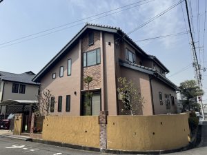 【茨木市】重厚感とモダンさを両立した、和洋ミックスの外壁塗装リフォーム/パーフェクトトップ