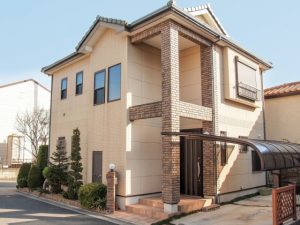 そろそろ外壁塗装？気になるサインと塗料の種類、費用について｜高槻・茨木